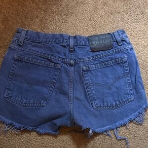 Vintage Levi’s Blue Denim Frayed Hem Shorts
